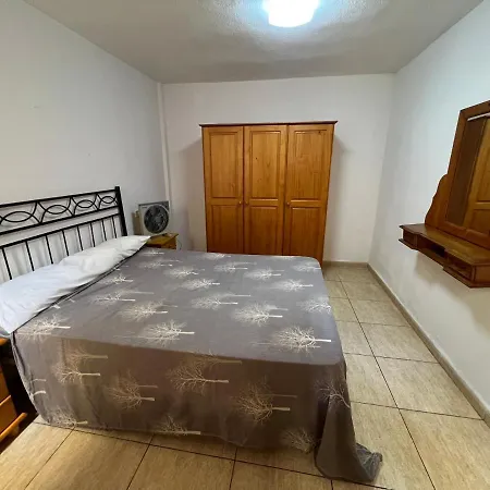 Rent In Shared Flat! Habitación en casa particular